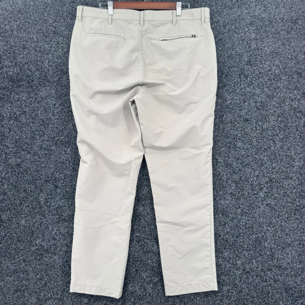 Banana Republic Core Temp Chino Pants Mens 38x30 Beige Performance Trousers